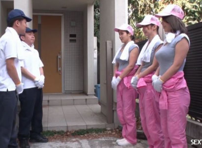 Biệt đội dọn nhà dâm loạn